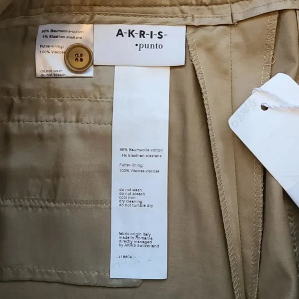 AKRIS Punto 